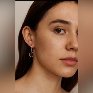 ✅Gold  tone earrings w/ geometric shape Baltic amber synthetic stones 🧡🤎💛